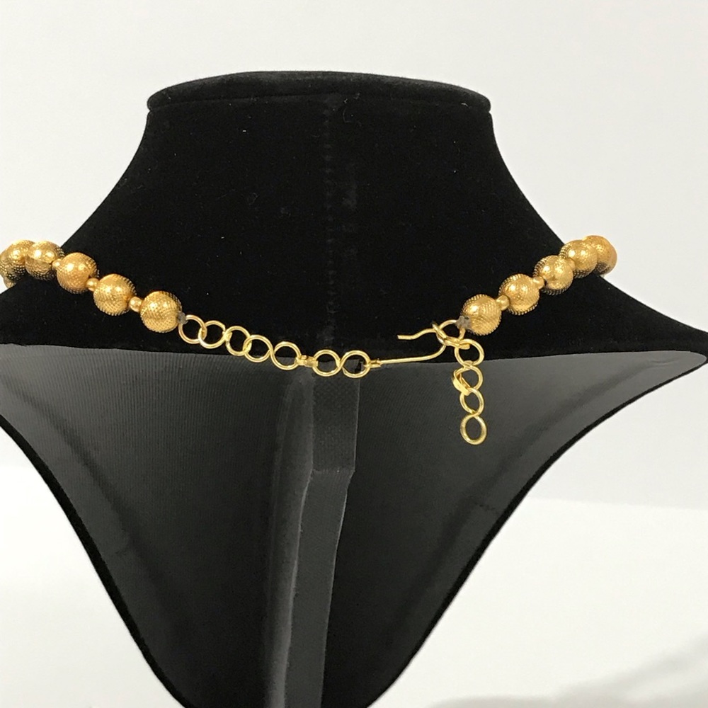 Necklaces - Picture 7 of 8